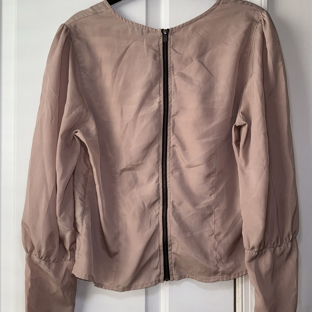Long sleeve Back Zip Too - Picture 4 of 4